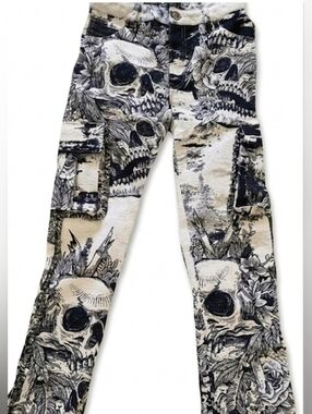 Black/cream Skull Cargo Pants